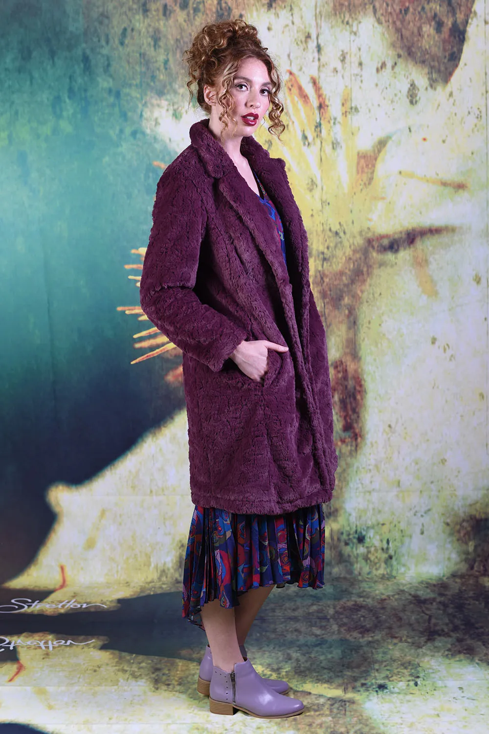 Adoring Iris Coat - Wine - SALE