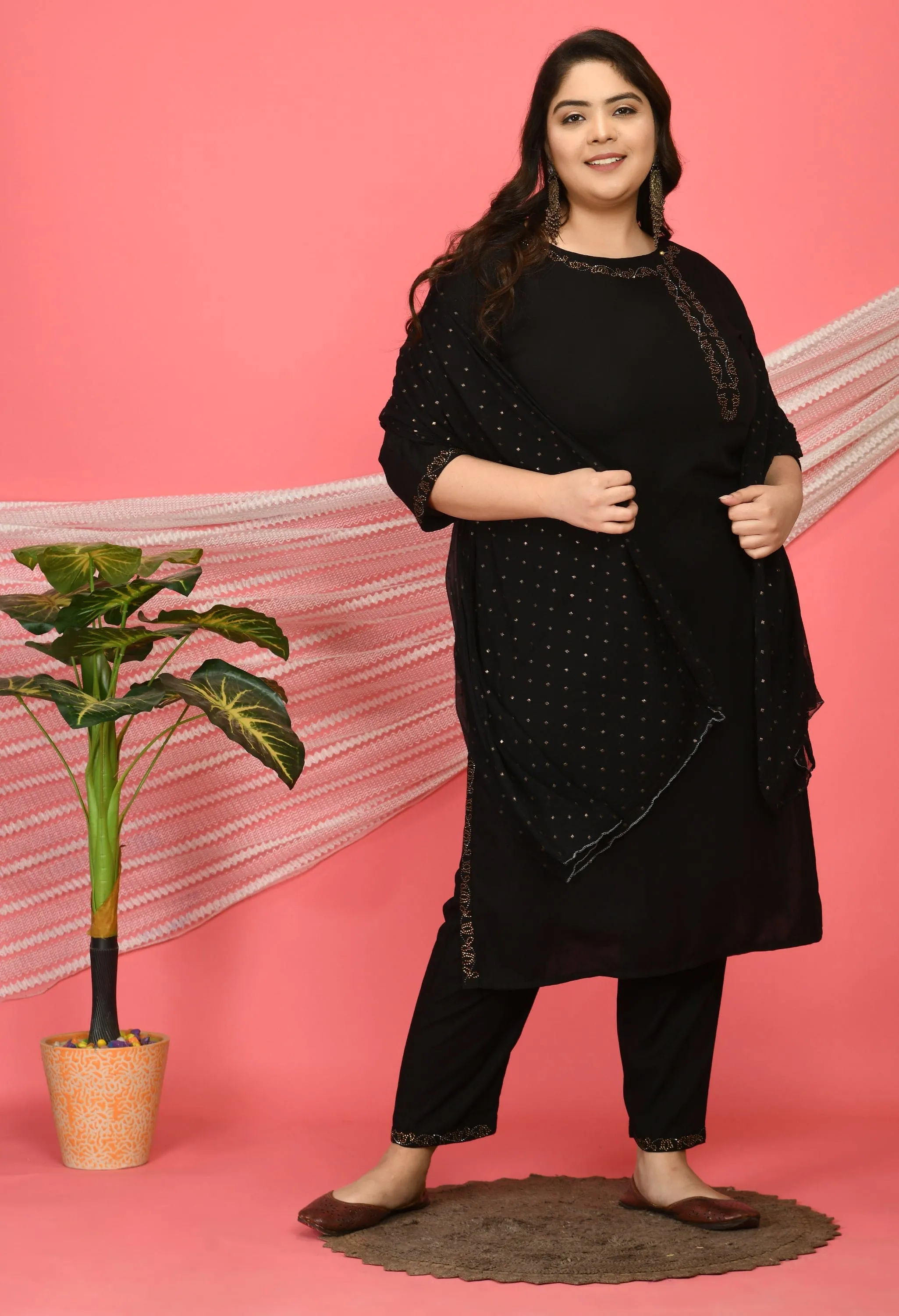 Plus Size Voguish Black Kurta Pant Set with Dupatta